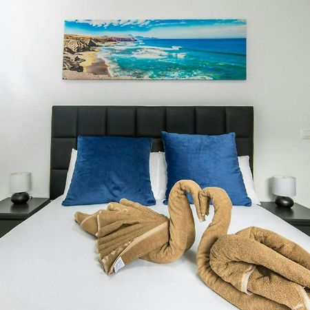 Apartamento Atenea San Bartolomé 外观 照片